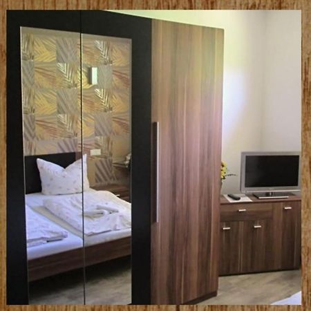 Hotel Zum Eichsfelder Fleischer Heyerode Dış mekan fotoğraf